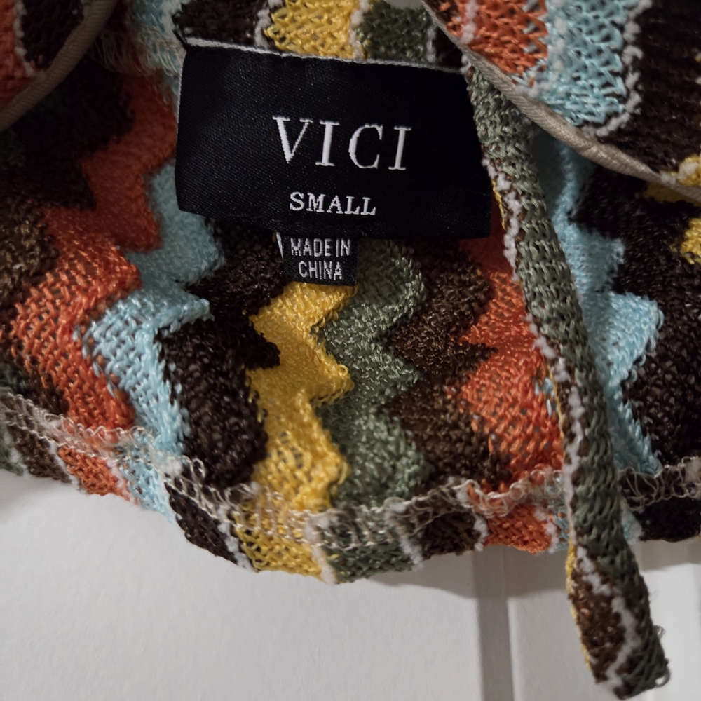 Vici Multicolor Zigzag Crop Top - image 2